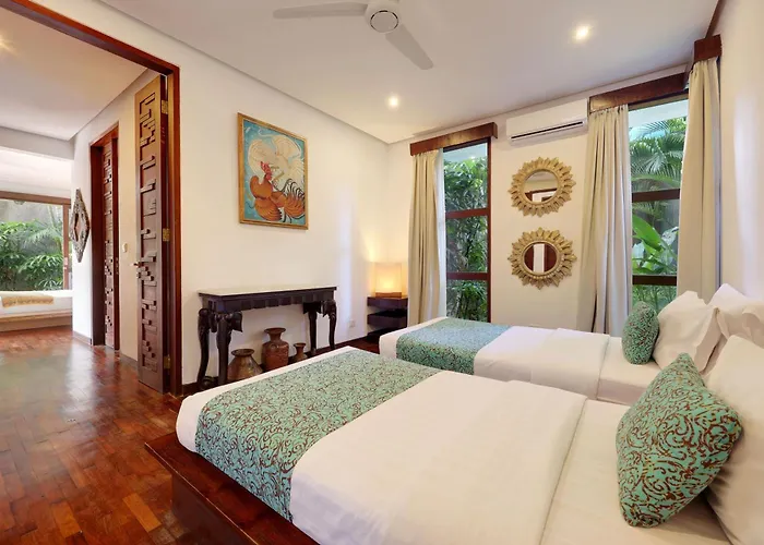 Amira Villa