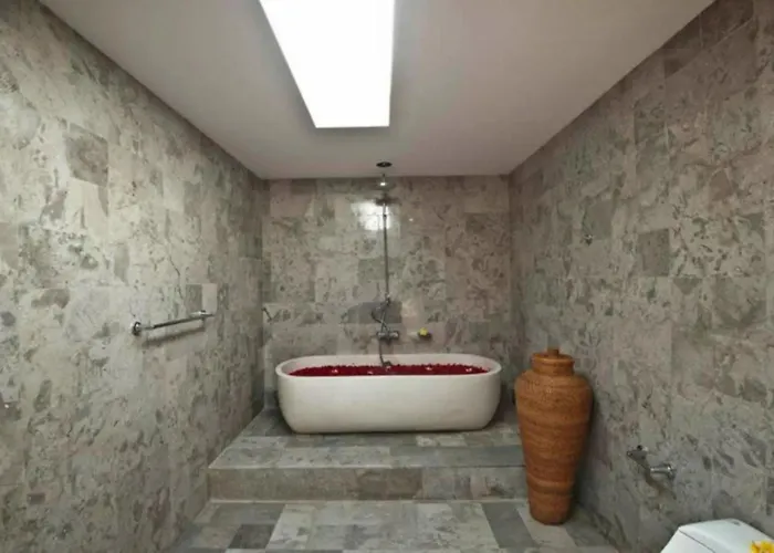 Villa Amira *