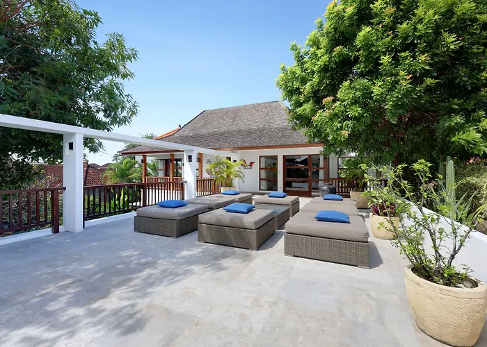 Amira Villa